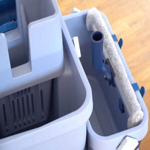 Dwa-klipsy-do-wiaderka-6l-praktyczne-miejsce-na-odlozenie-myjki-System-ERA