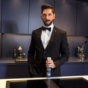 Alternative view of Środek do czyszczenia szkła i powierzchni gładkich 1L (opakowanie uzupełniające)